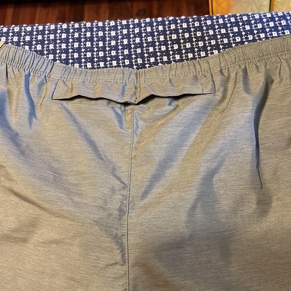 Nike shorts. Mens Dri fit. Green. XL - Picture 3 of 7